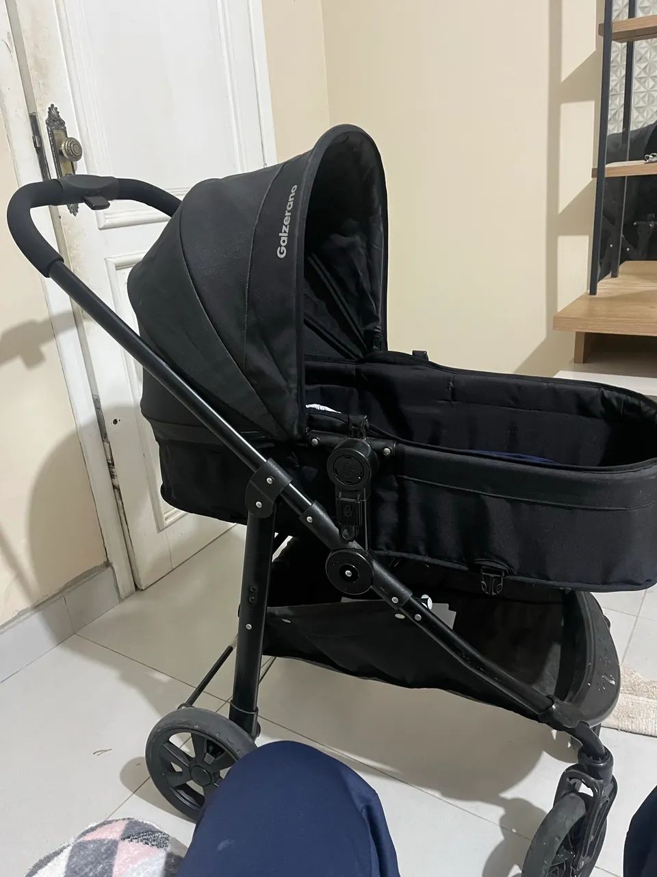Carrinho de bebê Moisés seminovo  - Foto 4