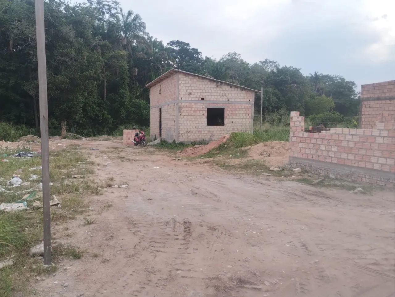 Vende-se terreno com casa no distrito  - Foto 3