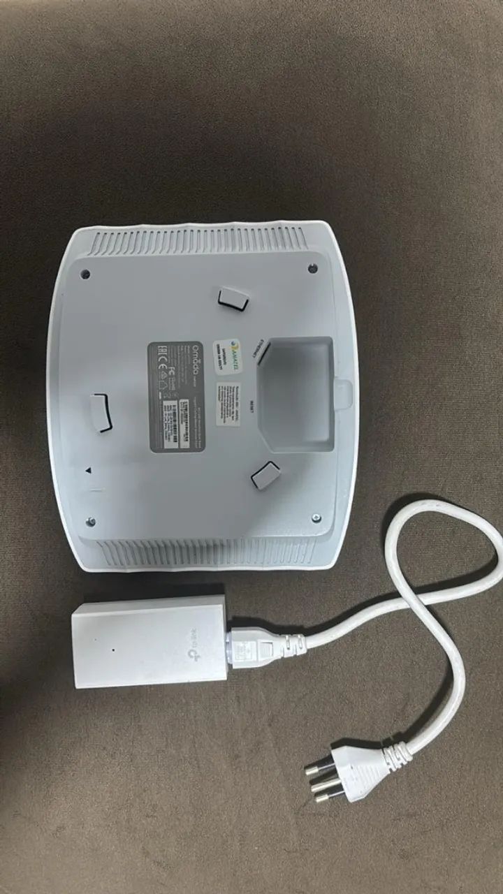 Access Point TP-Link Omada (Modelo Quadrado) + Injetor PoE - Foto 2