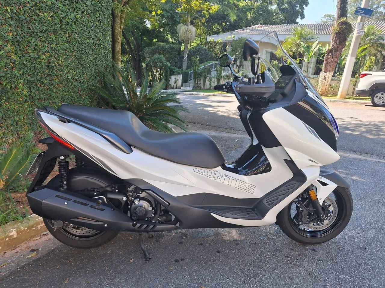 Zontes E350 Maxi-Scooter - Foto 2