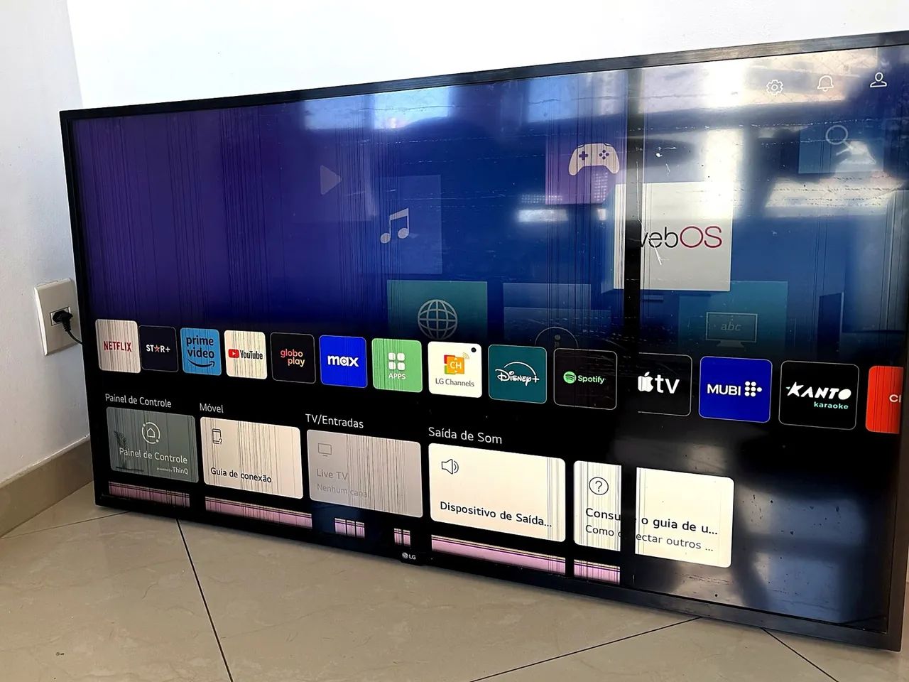 TV LG 50" com defeito 