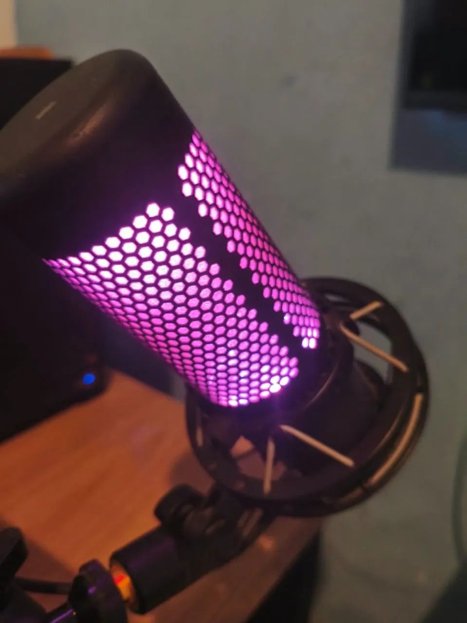 Microfone HyperX Quadcast S - Foto 3