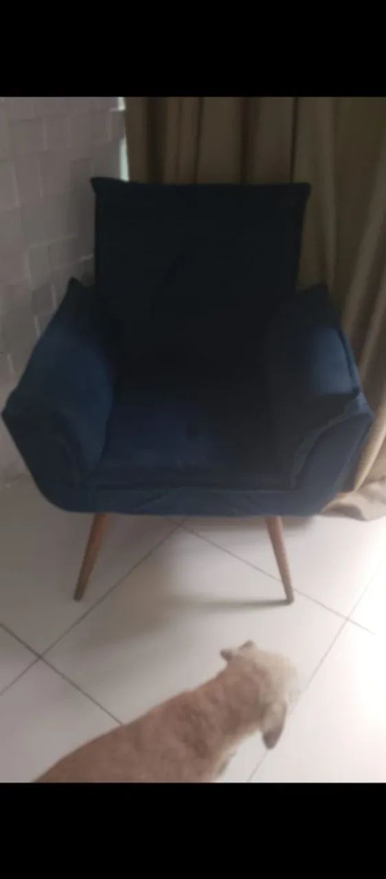 Sofá retrátil acompanhado de duas poltronas - Foto 3