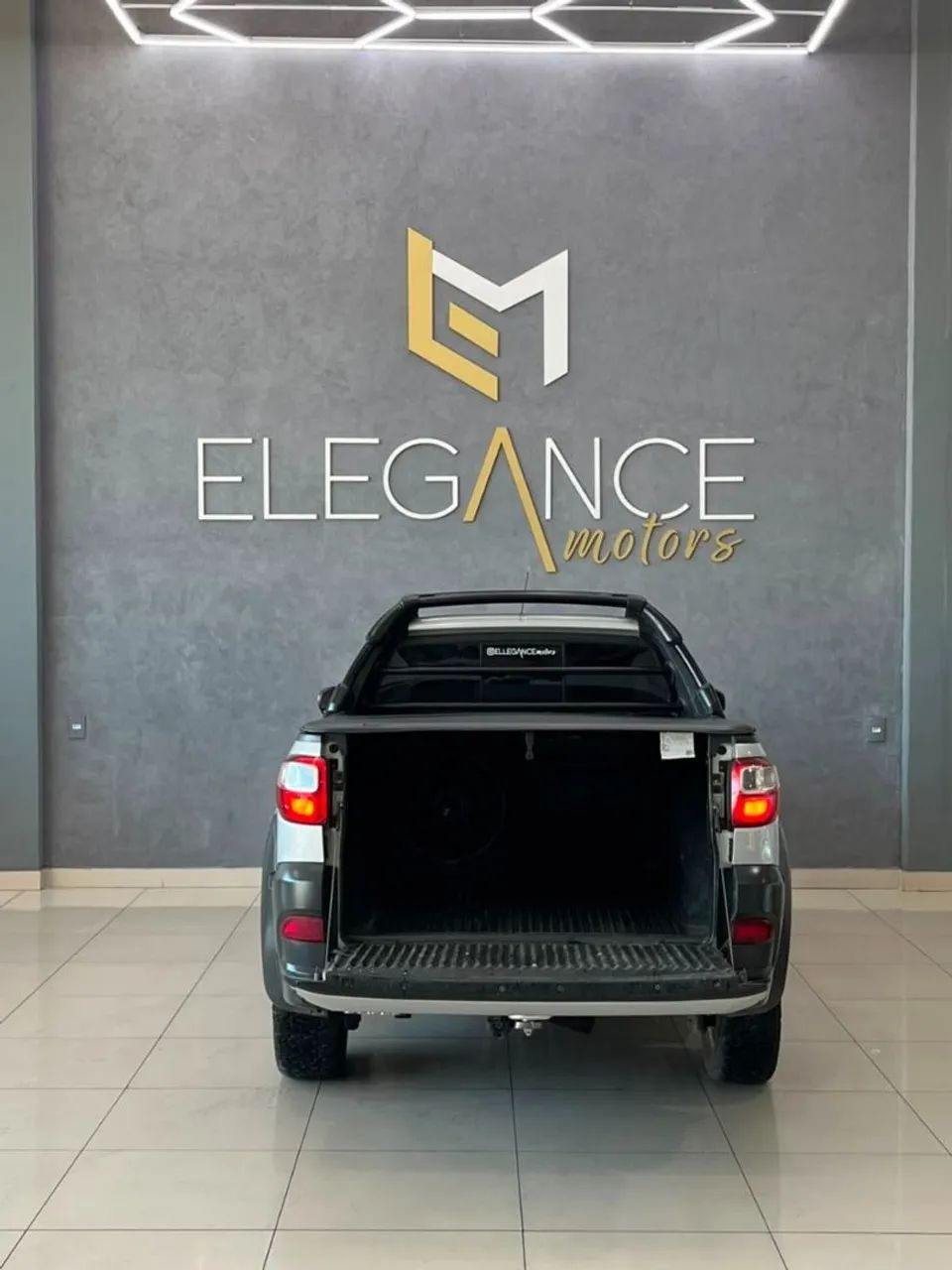 Fiat Strada Adventure 1.8/ 1.8 Locker Flex CE 2018 - Foto 5