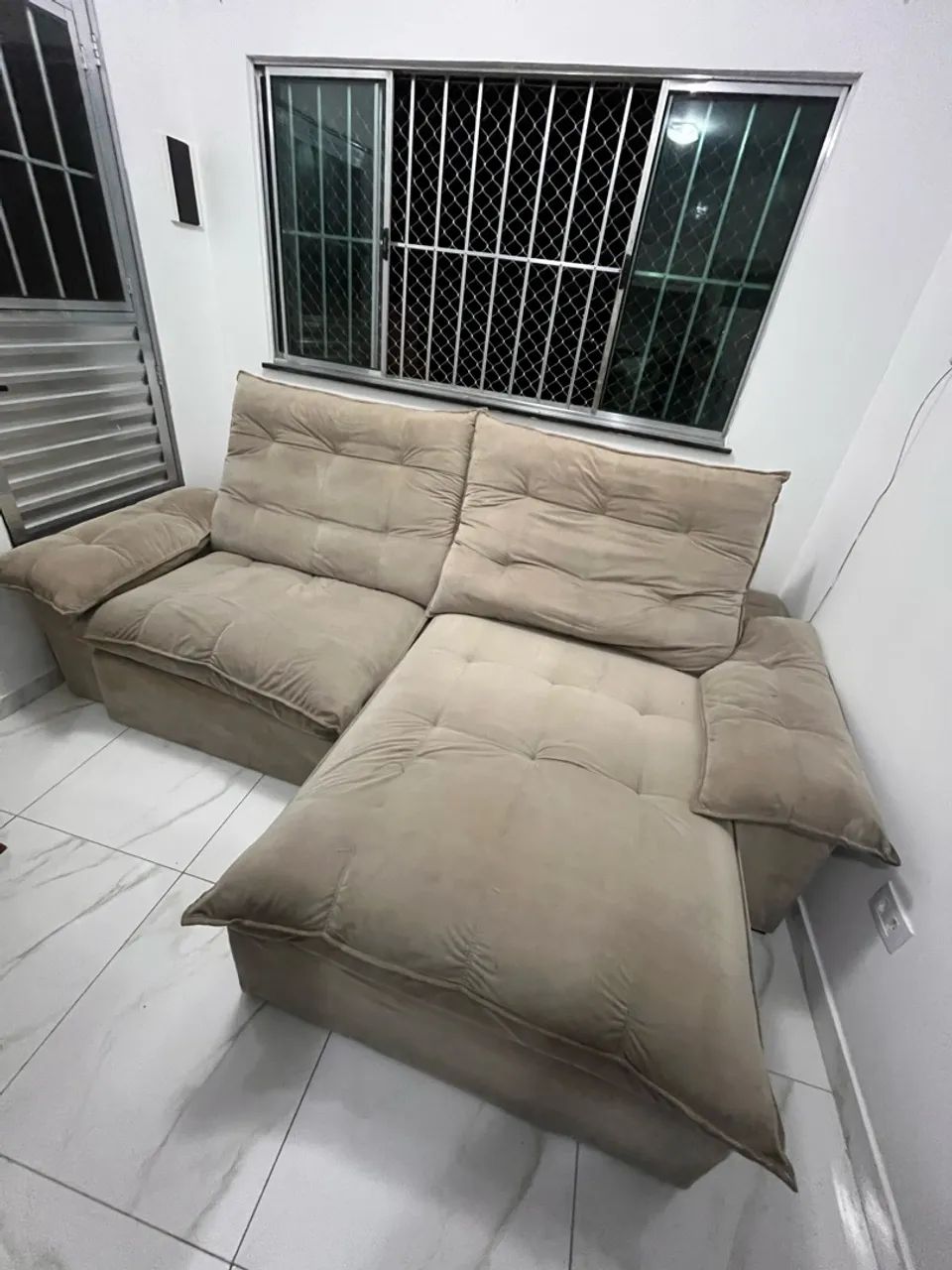 Sofá retrátil de 2,5m