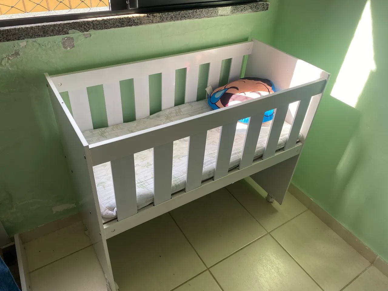 Mini berço em MDF 