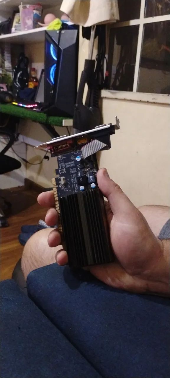 Placa de video fxf 1gb
