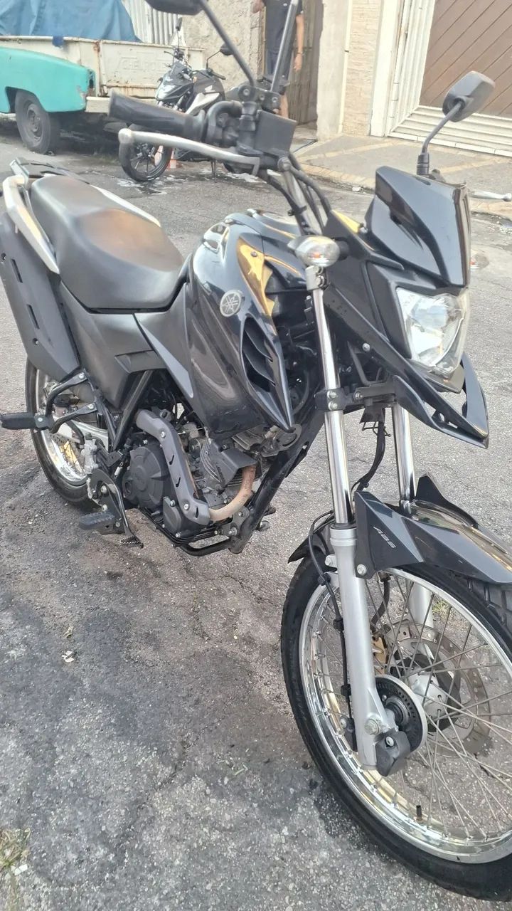 Crosser 