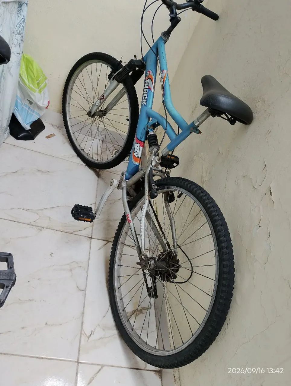 BICICLETA TRAKER ARO 26 USADA - Foto 2