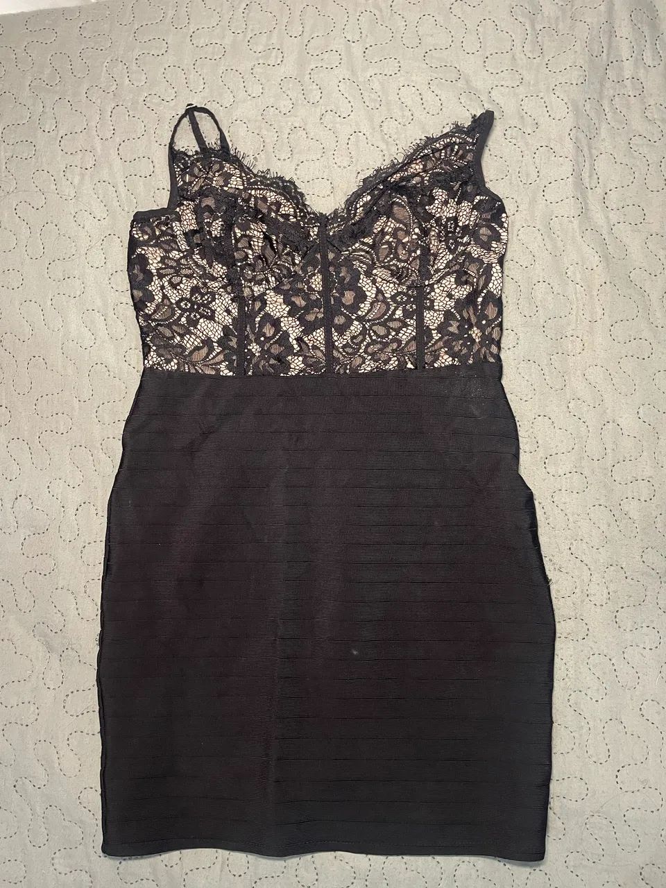 Vestido de renda 