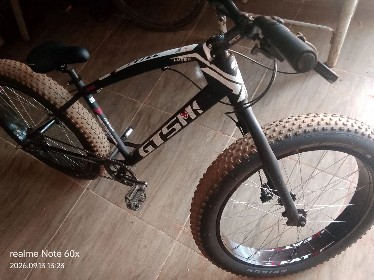Vende-se fat bike