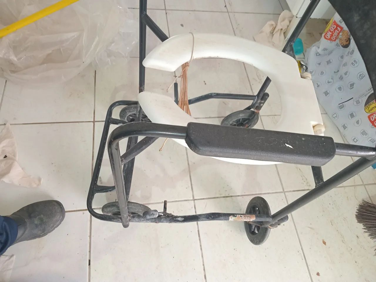 Cadeira de banho  - Foto 2