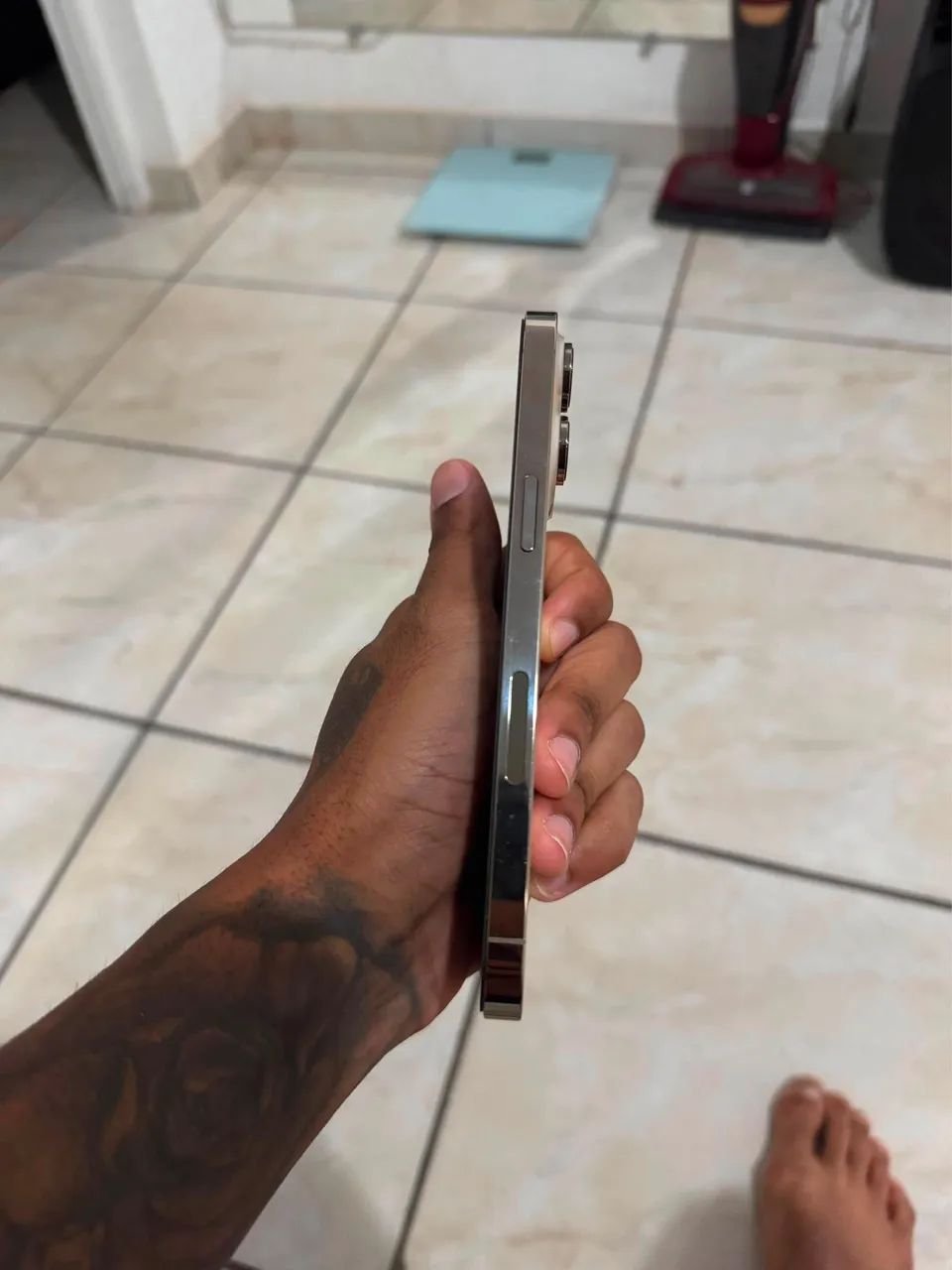 Vendo IPhone 14 Pro Max 87% bateria  - Foto 5