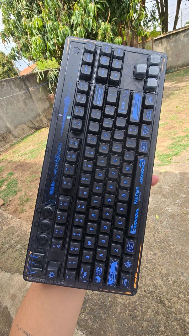 Teclado 8bitdo Mecha Break nunca usado - Foto 2