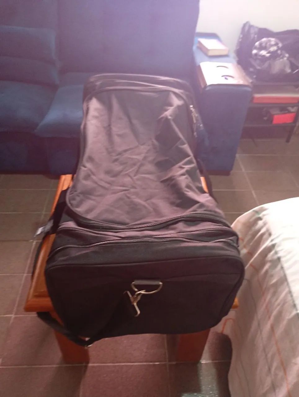 Bolsa grande marca chenson 70 reais nova  - Foto 3