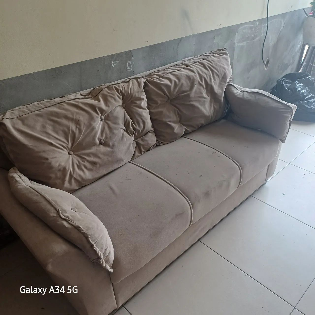 Sofa conservado 