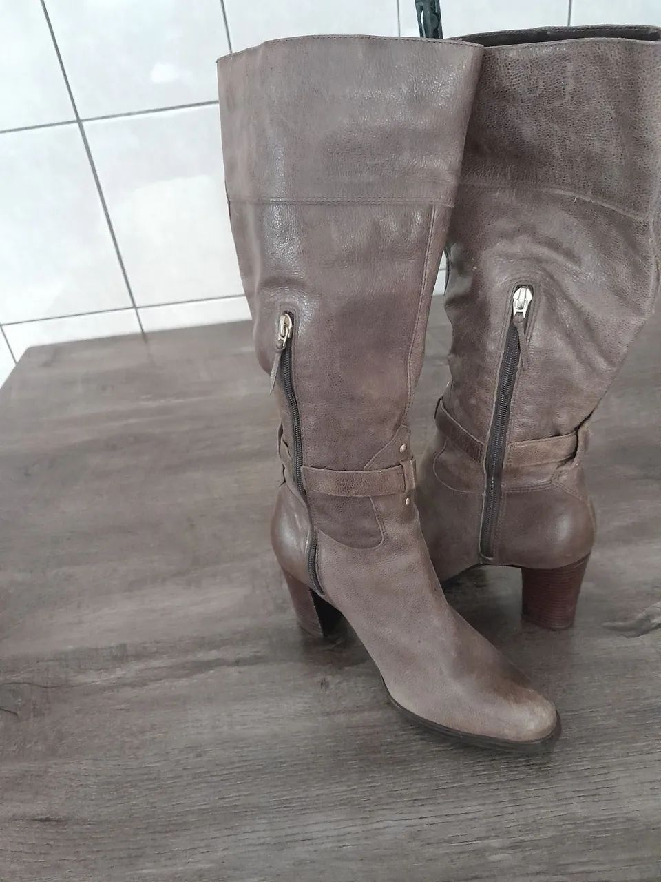 Estou vendendo  botas ? ?  - Foto 4