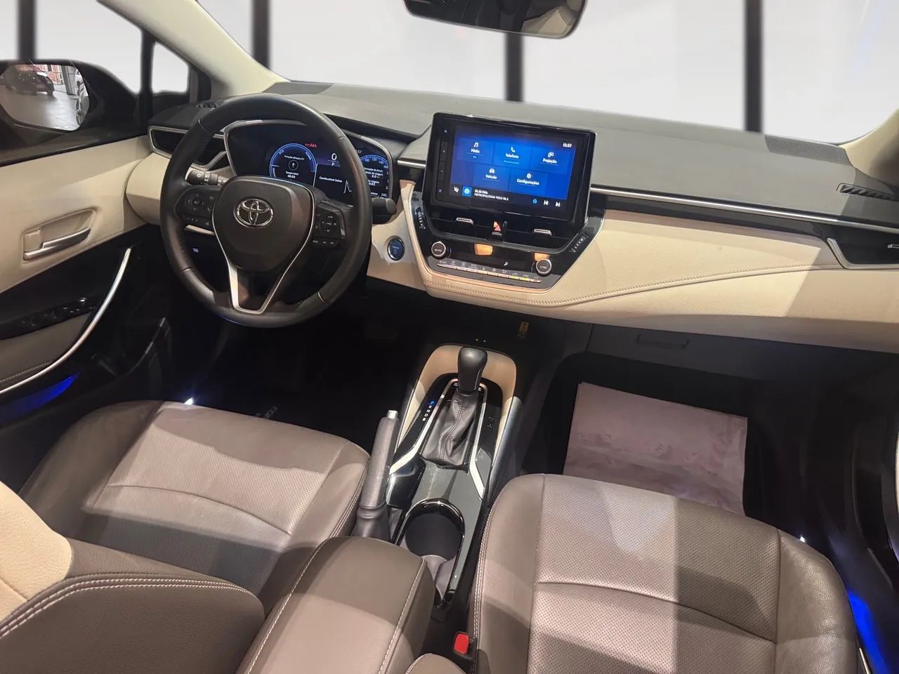 Toyota Corolla Altis Prem. Hybrid 1.8 Flex AUT, foto 14 de 16