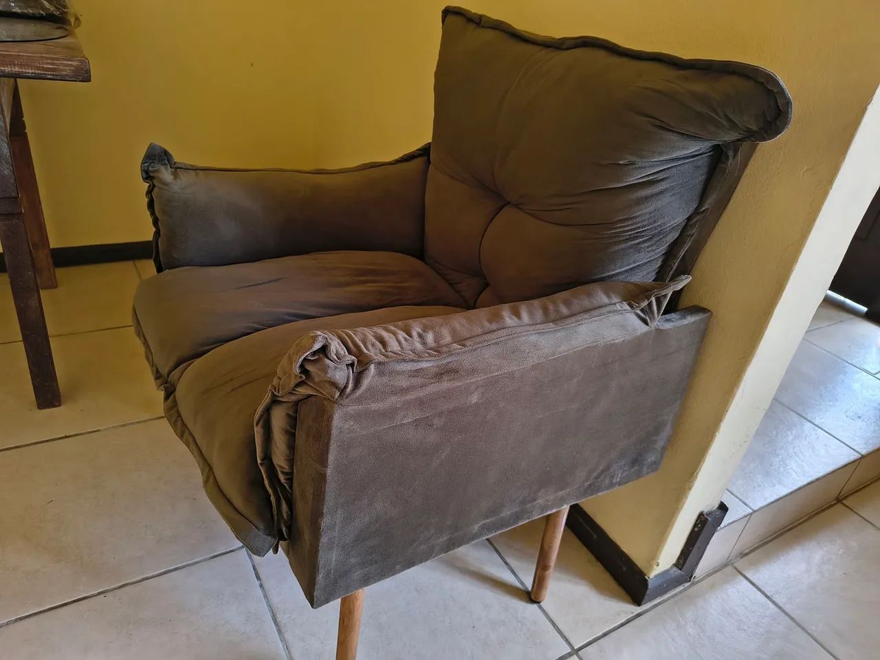 Poltrona estofada - Foto 2