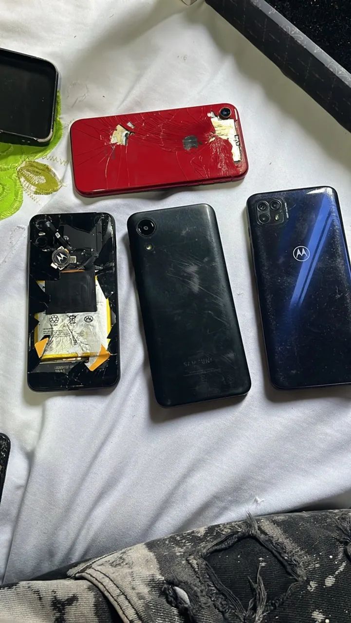 Lote de celulares quebrados para arrumar  - Foto 2