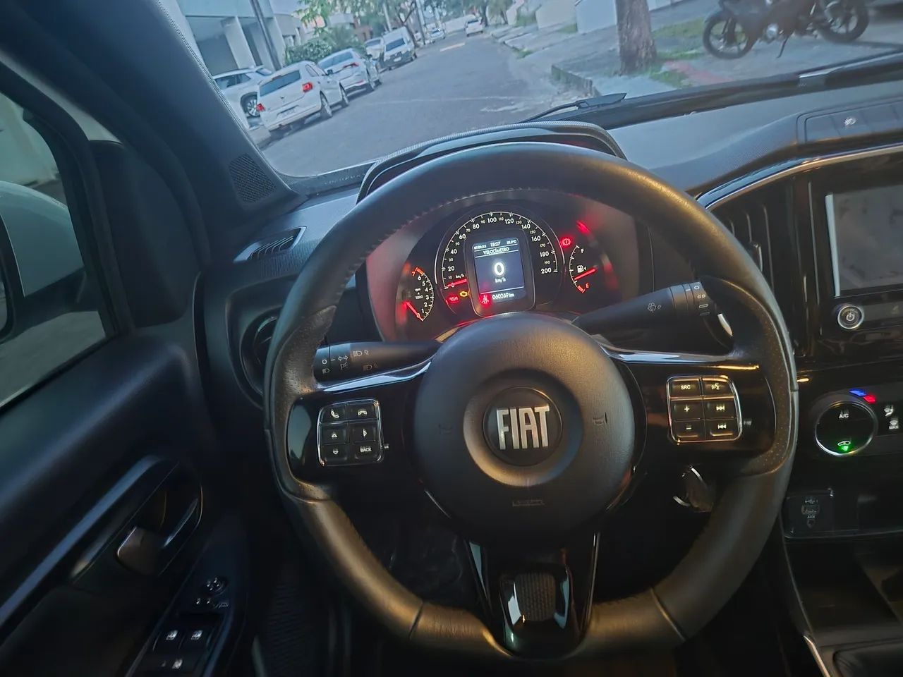 Fiat Strada Volcano 1.3 Flex 8V CD 2023 - Foto 3