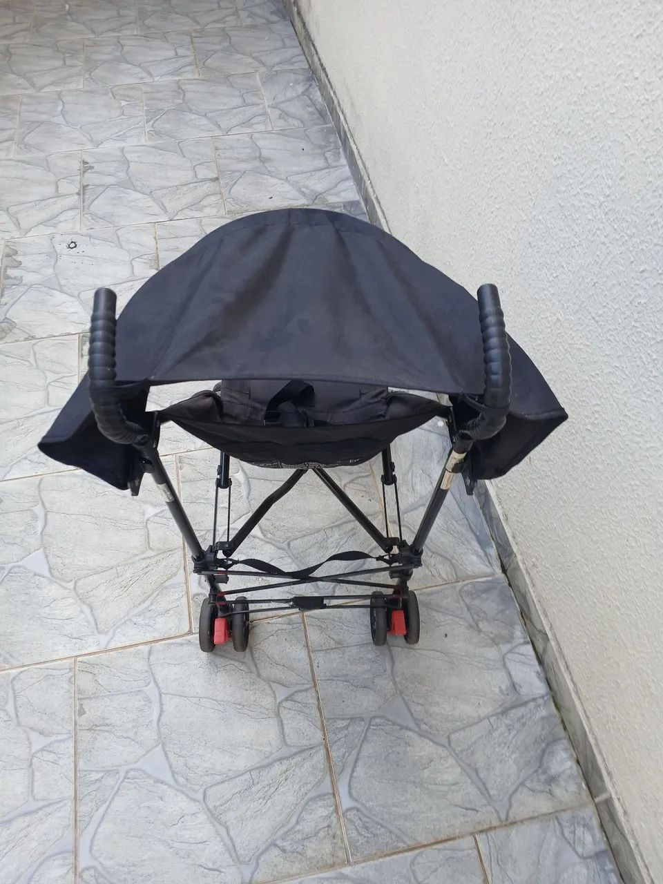 Carinho de passeio usando bom ,sem idade definida  - Foto 4