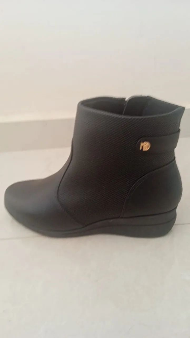Bota feminina NOVA  - Foto 3