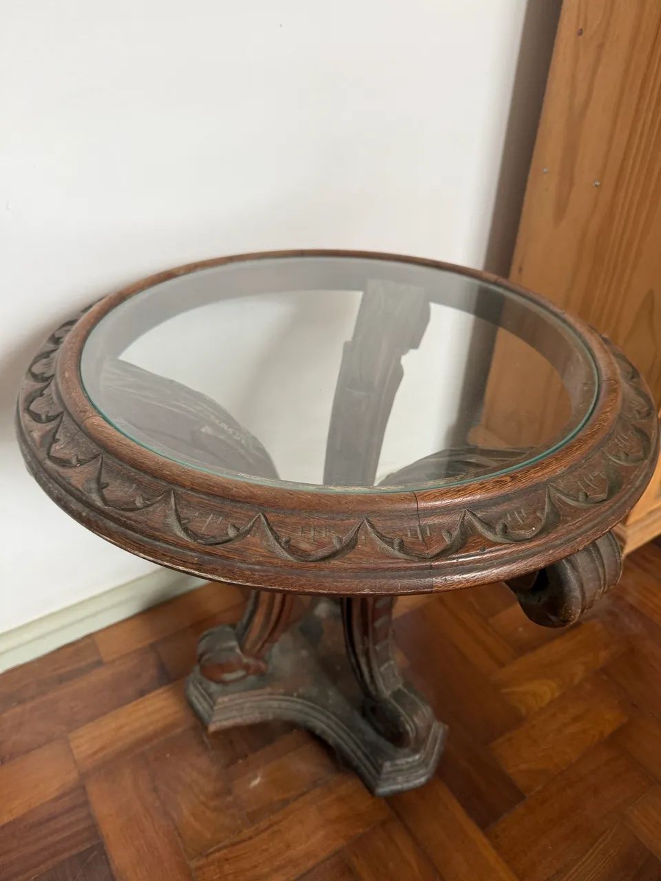 MESA DE CENTRO DE MADEIRA COM VIDRO - Foto 3