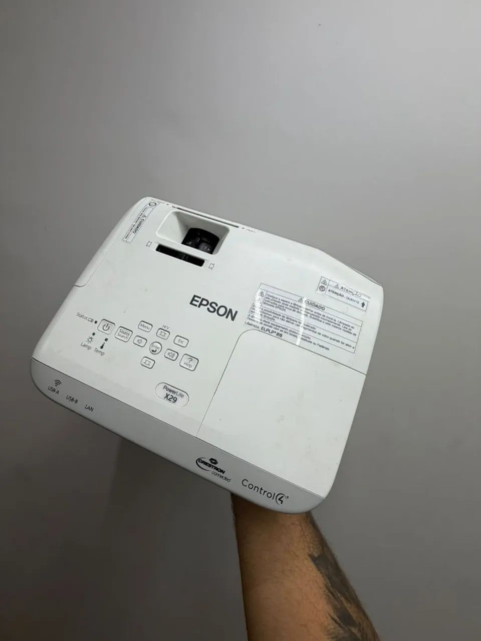 Projetor Epson PowerLite X29 - Foto 2