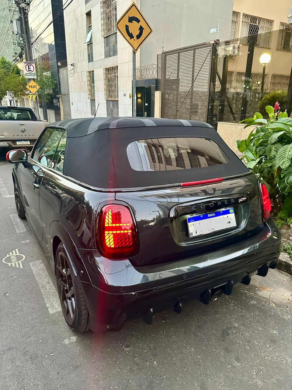 Mini Cooper Cabrio John Works 2.0 Aut. 2025 - Foto 4