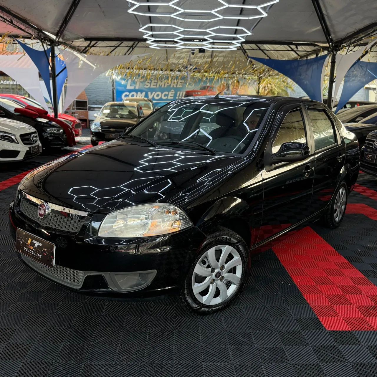 Fiat Siena Siena EL Celeb. 1.0 mpi Fire Flex 8V 4p 2015