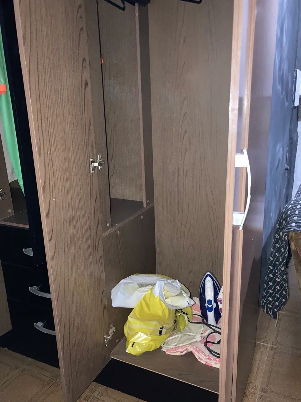 Guarda roupa de solteiro  - Foto 4