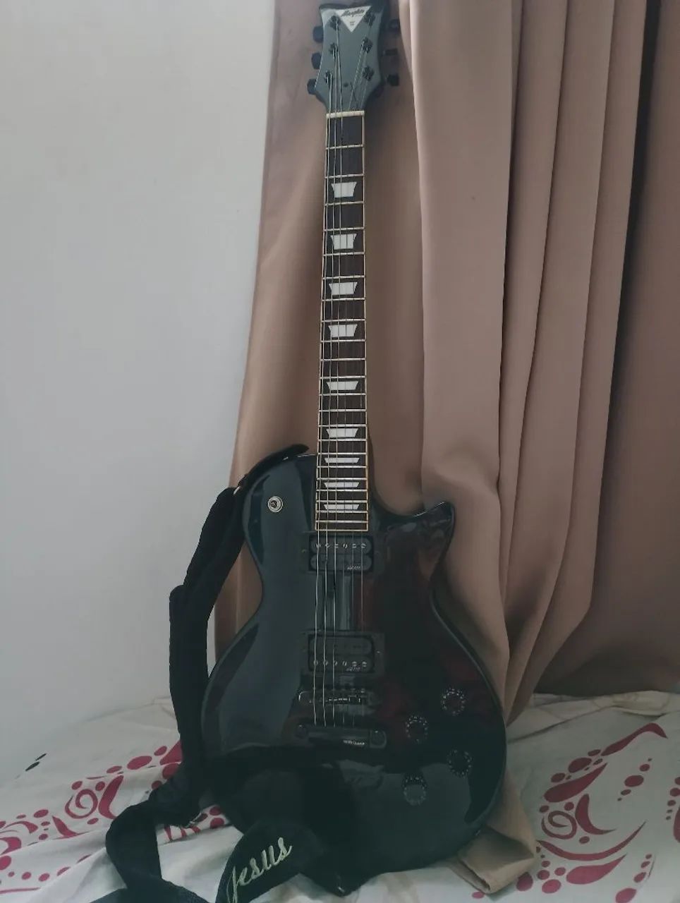 Guitarra custom les paul