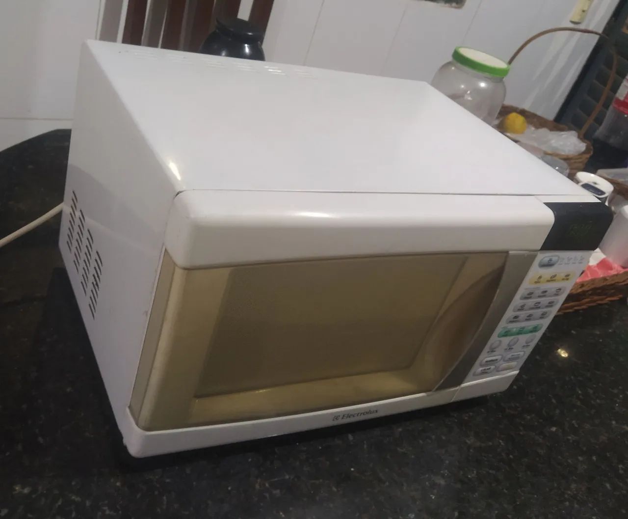 Microondas Eletrolux 21 litros  - Foto 3