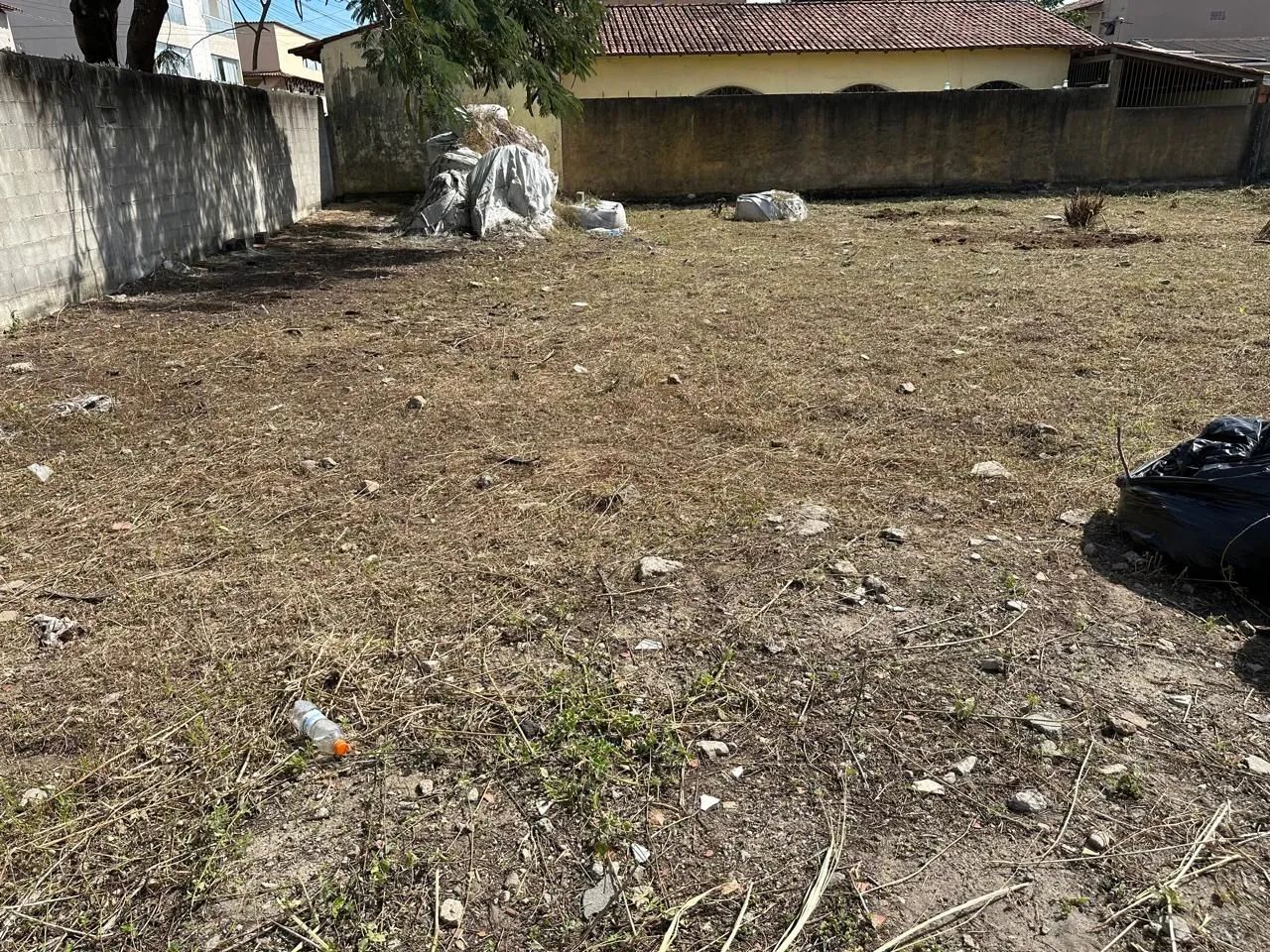 ALUGO TERRENO 750M VILA VELHA  - Foto 2