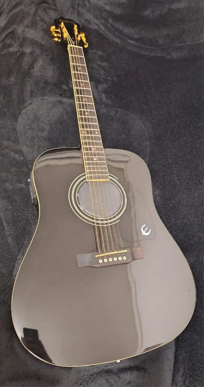 Vendo violão Epiphone.