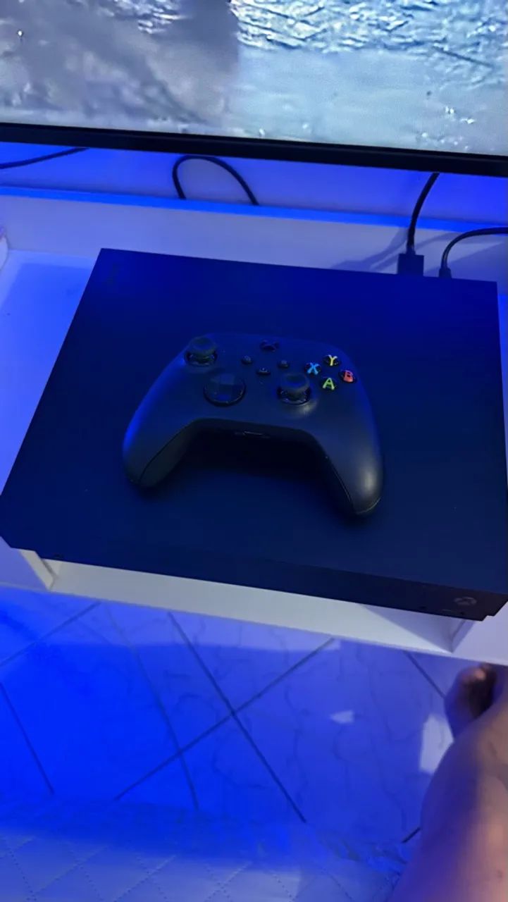 Xbox One X 1 TB novo - Consoles de Vídeo Game - Riachão do Jacuípe