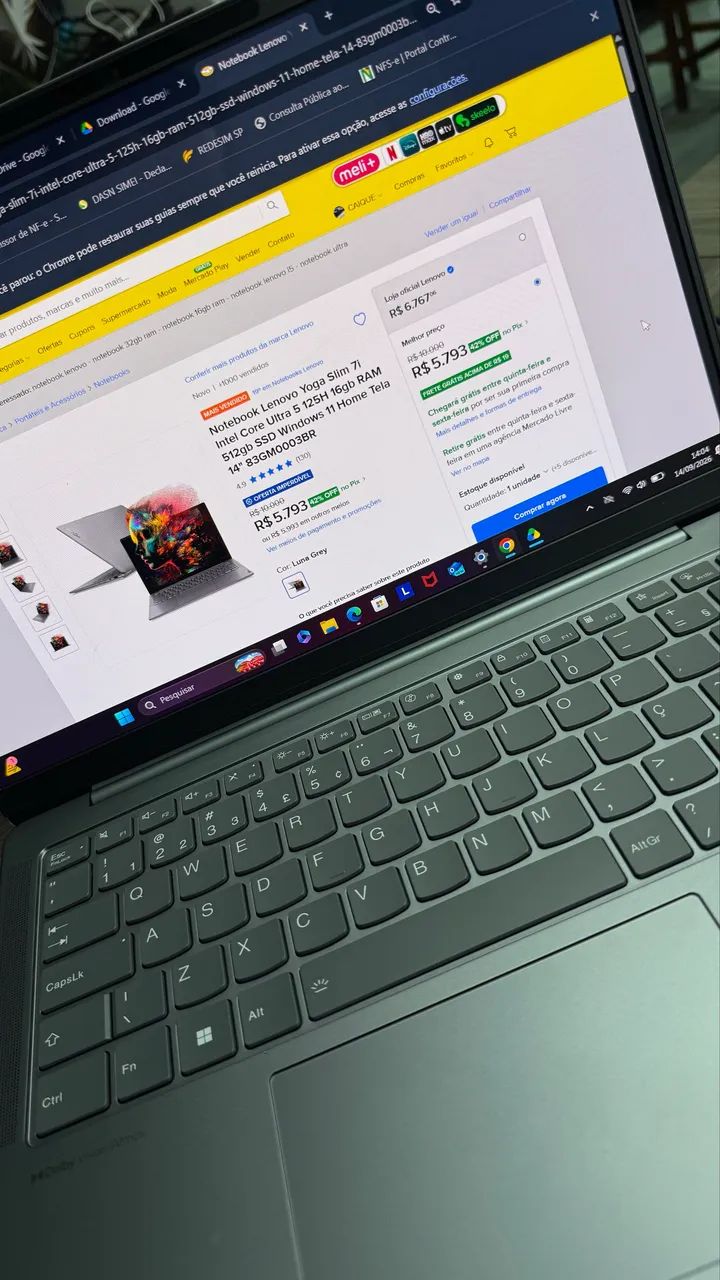 Notebook Lenovo Yoga Core 5 Ultra 512/16 GB Intel Arc  - Foto 3