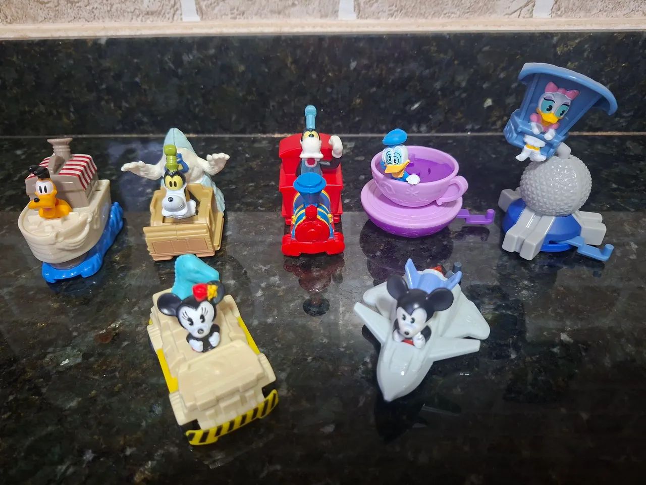 Coleção completa McDonald's Mickey e veículos