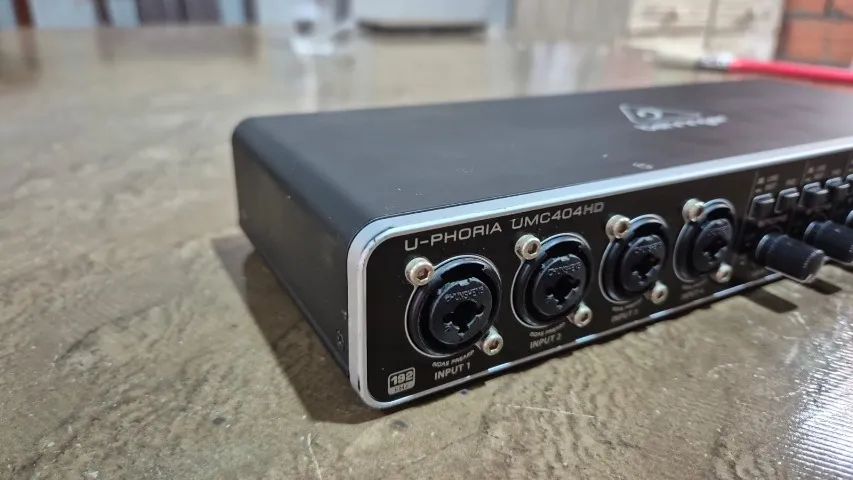 behringer umc404hd