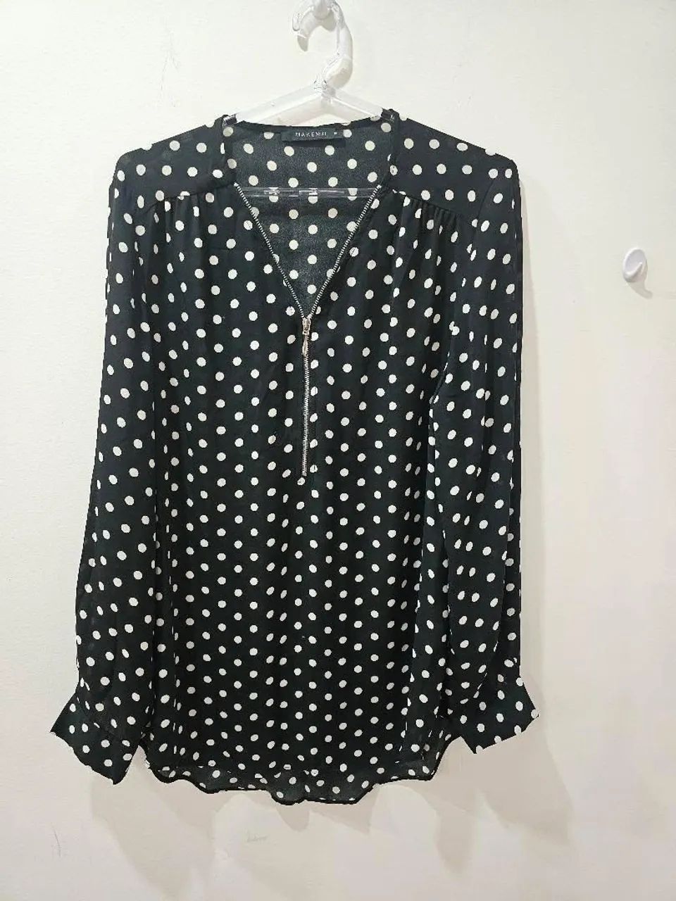 Camisa Preta com Poá Makenji Tamanho M