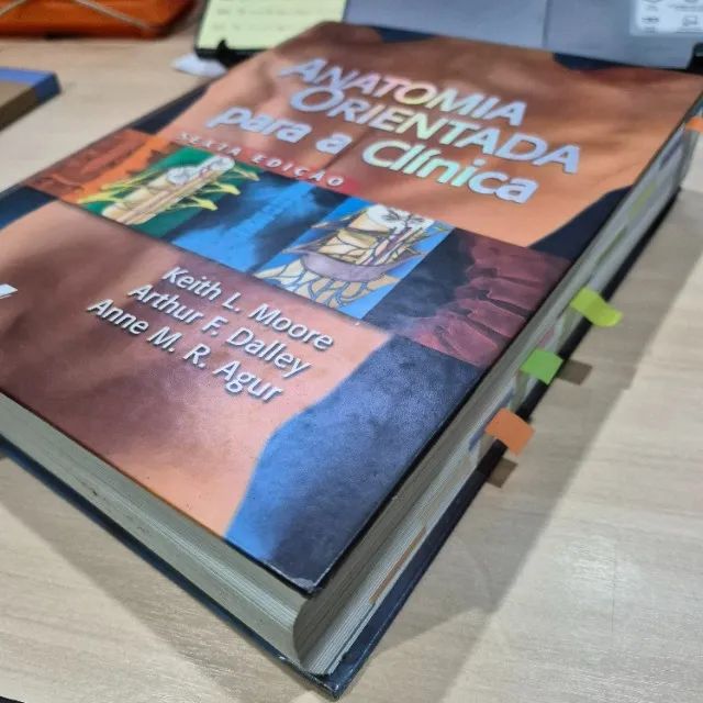 Anatomia orientada para a clínica Moore 6 edição - Foto 2