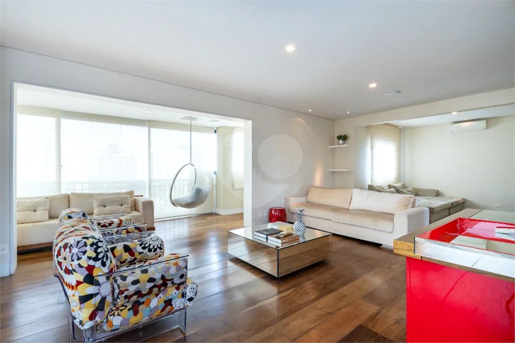 Apartamento com 3 suítes 5 vagas 180m² para venda em Vila Nova Conceição, São Paulo - SP