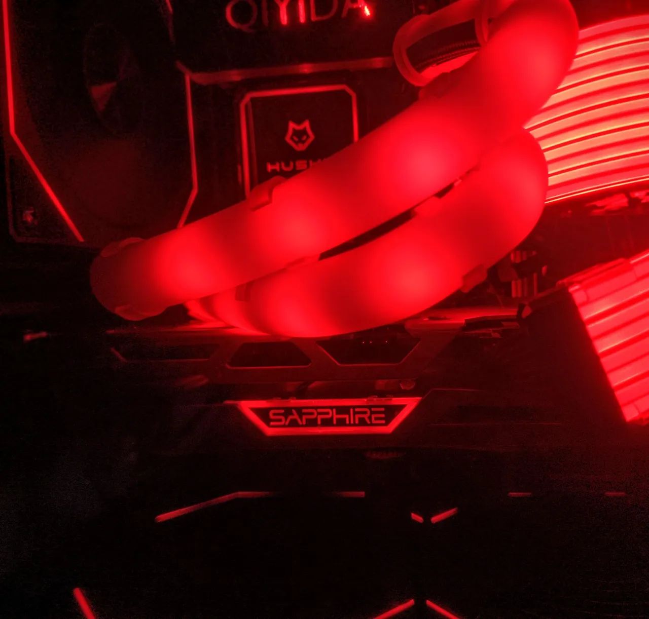 RX 6600 XT Sapphire Nitro+ - Foto 3