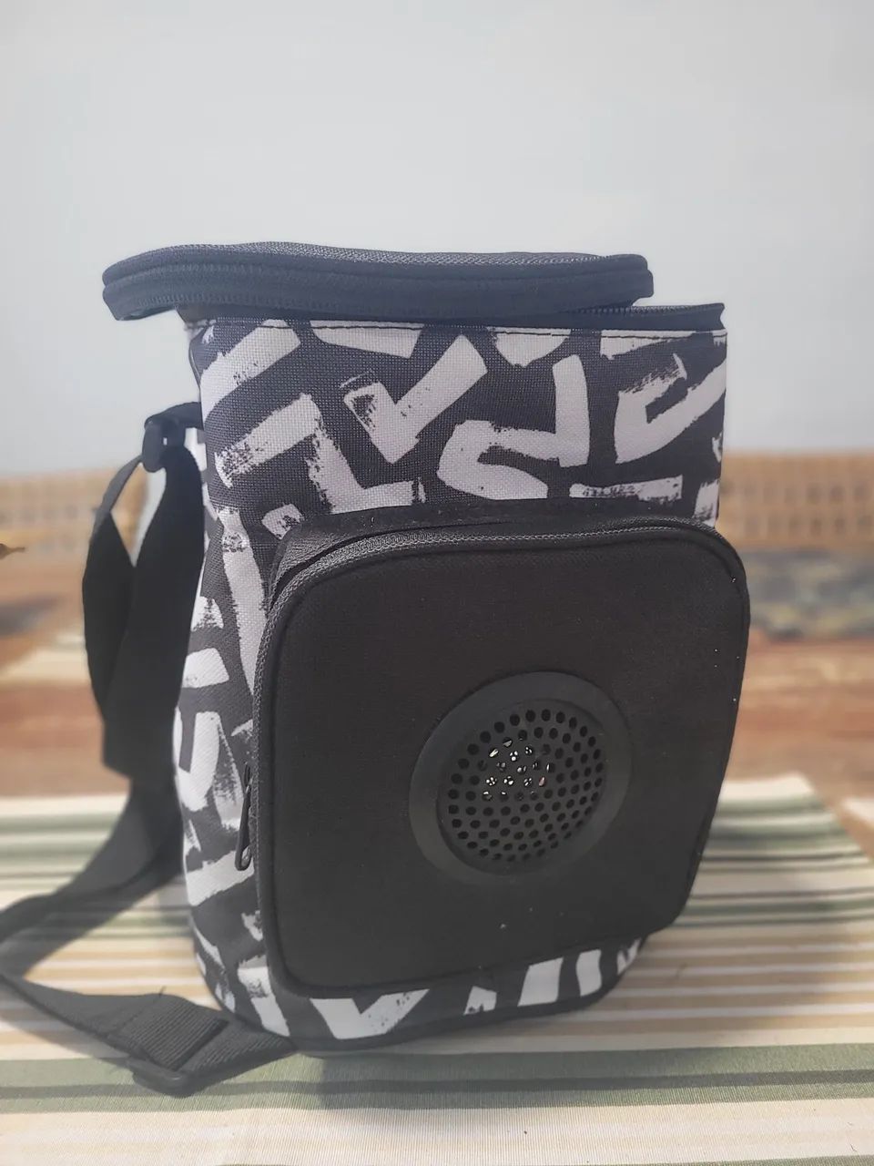 Cooler Speaker c/ Bluetooth 