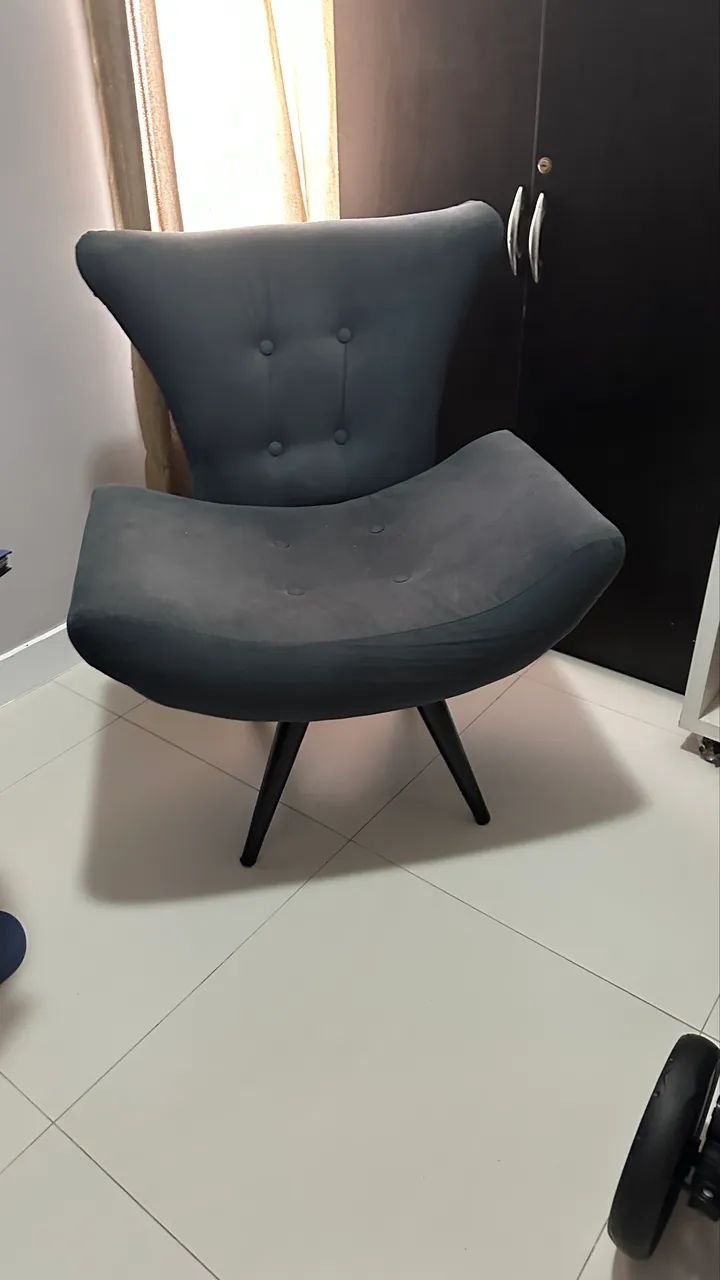 2 Poltronas em azul escuro  - Foto 2