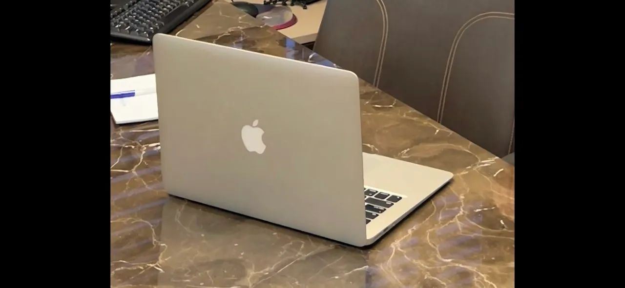 2018年 MacBook core i5 メモリ8GB SSD 128GB MacBook Air 2018, I5, 128gb (Excelente conservação) - Notebooks