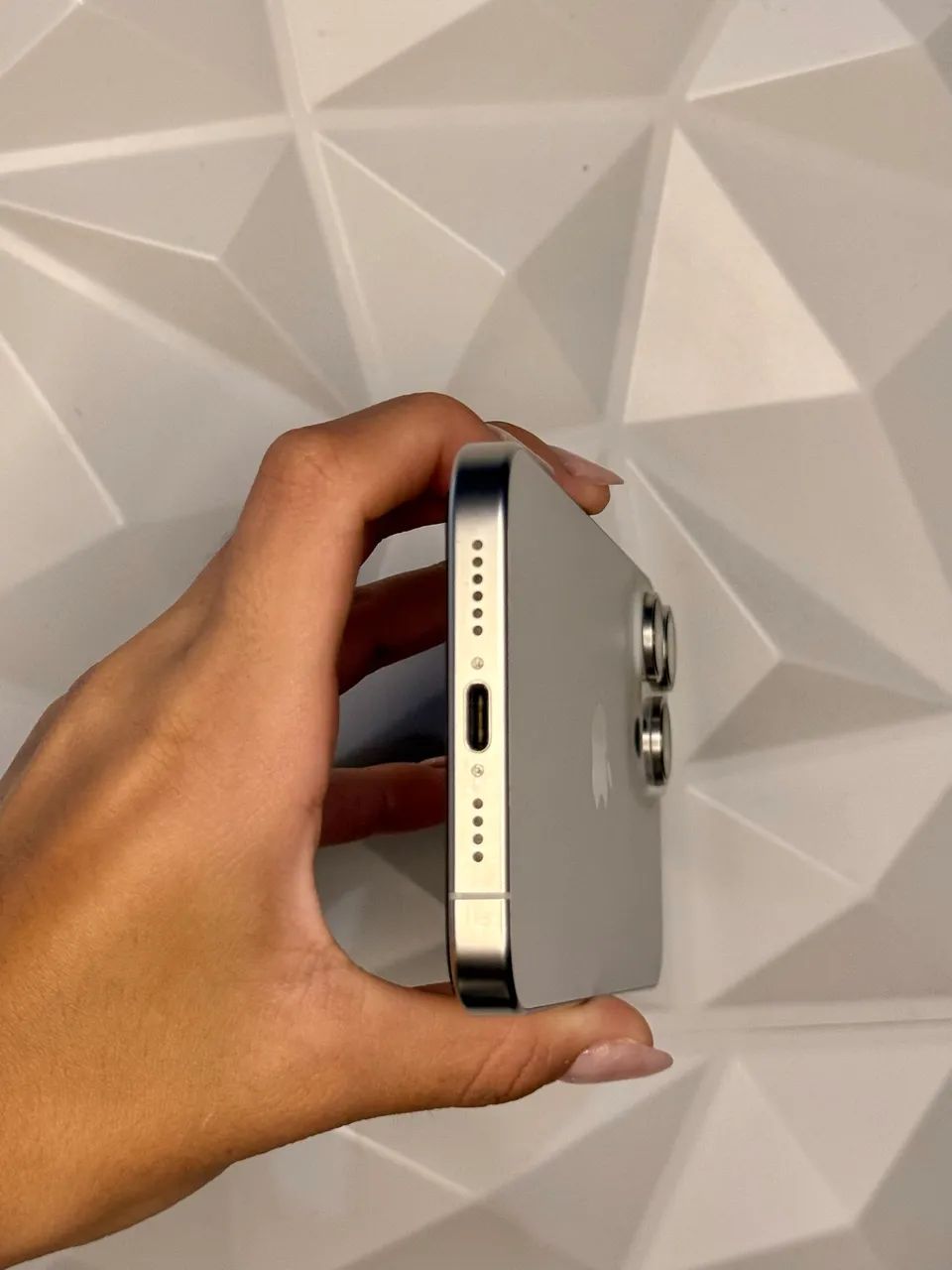iPhone 15 Pro Max 1TB (White Titanium) - Celulares e Smartphones