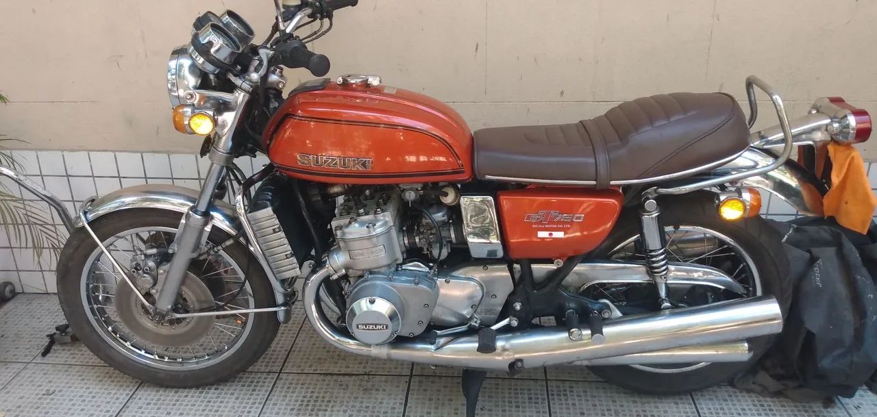 Suzuki GT 750 - Foto 5