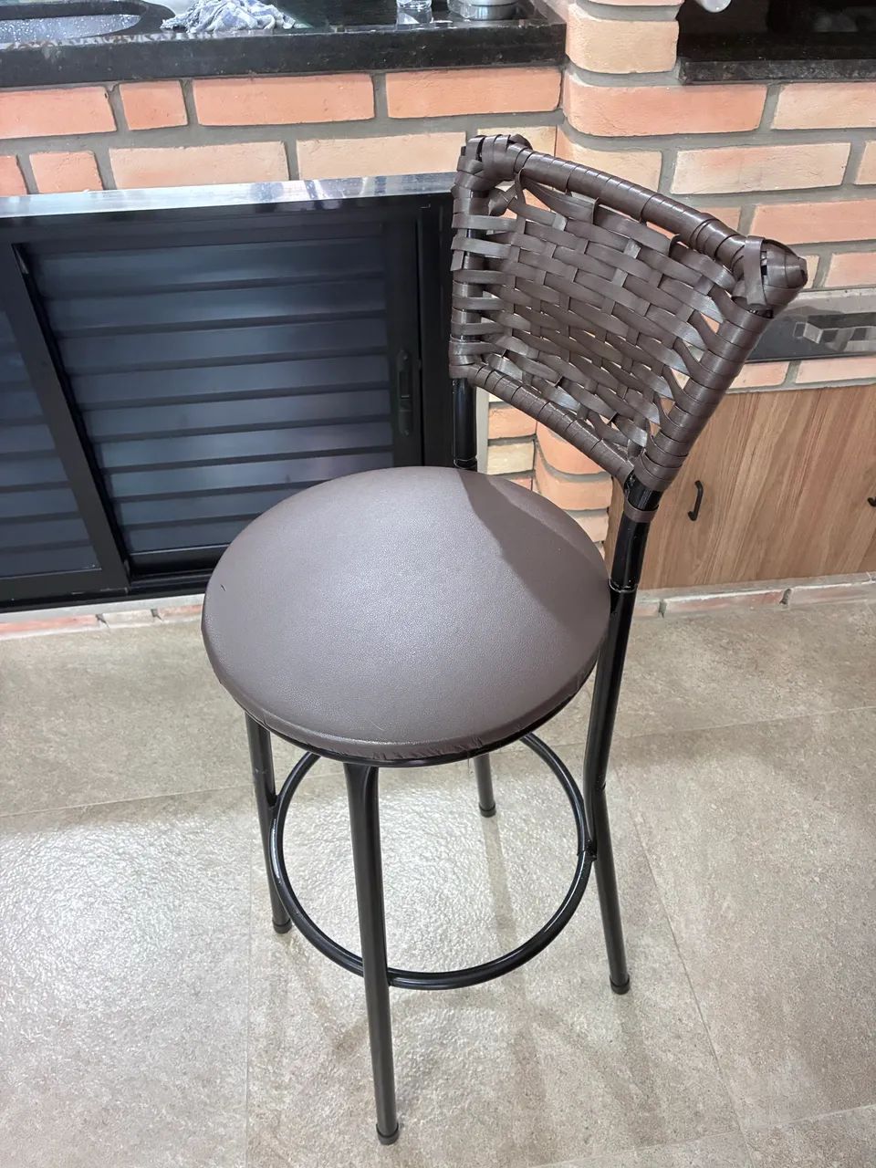 Banqueta ALTA para caixa